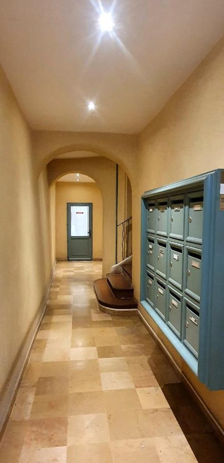 土伦Chambre D'Hotes Sde, Wc Prive Climatise Dans Loft 80M2 Espace Commun Avec Les Habitants Salon Et Cuisine公寓 外观 照片