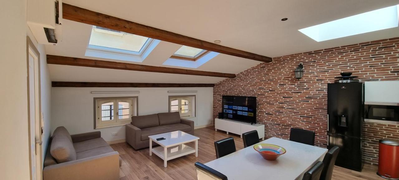 土伦Chambre D'Hotes Sde, Wc Prive Climatise Dans Loft 80M2 Espace Commun Avec Les Habitants Salon Et Cuisine公寓 外观 照片