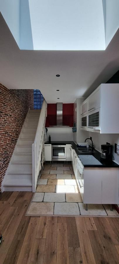 土伦Chambre D'Hotes Sde, Wc Prive Climatise Dans Loft 80M2 Espace Commun Avec Les Habitants Salon Et Cuisine公寓 外观 照片